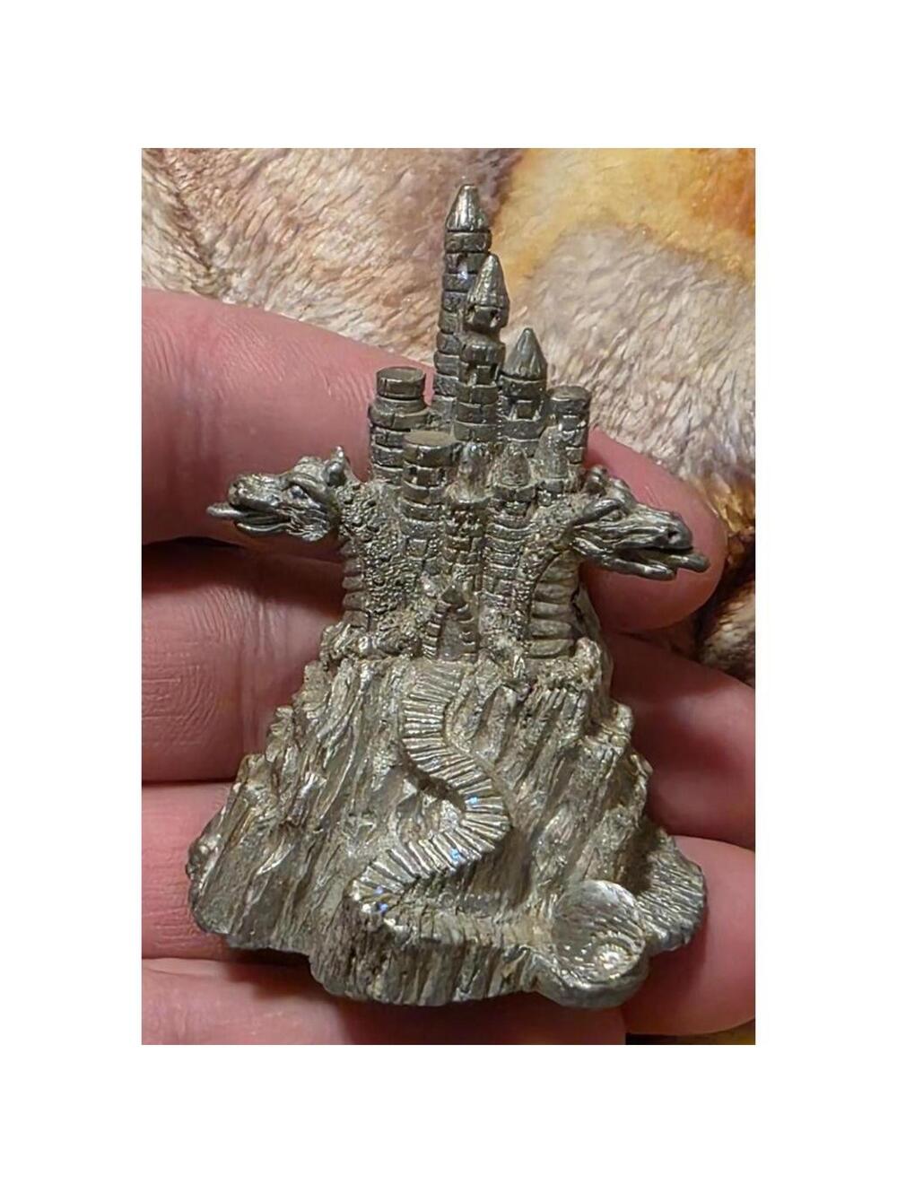 Vtg Spoontiques HM1701 Pewter Fantasy Figurine Dragon Castle Collectible Sparkle